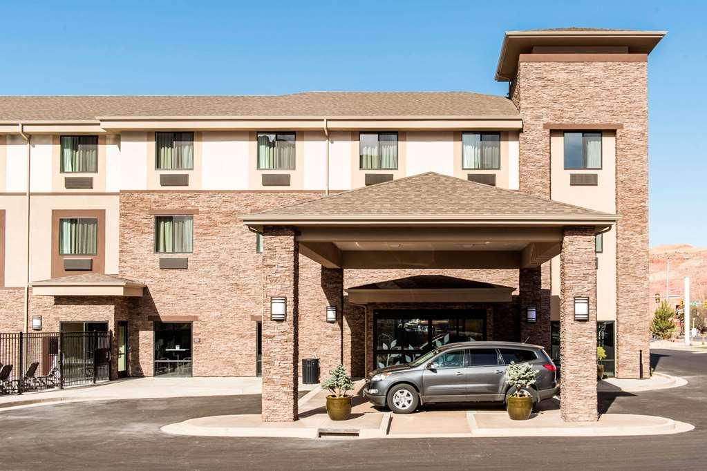 Sleep Inn & Suites Moab Near Arches National Park Exterior foto